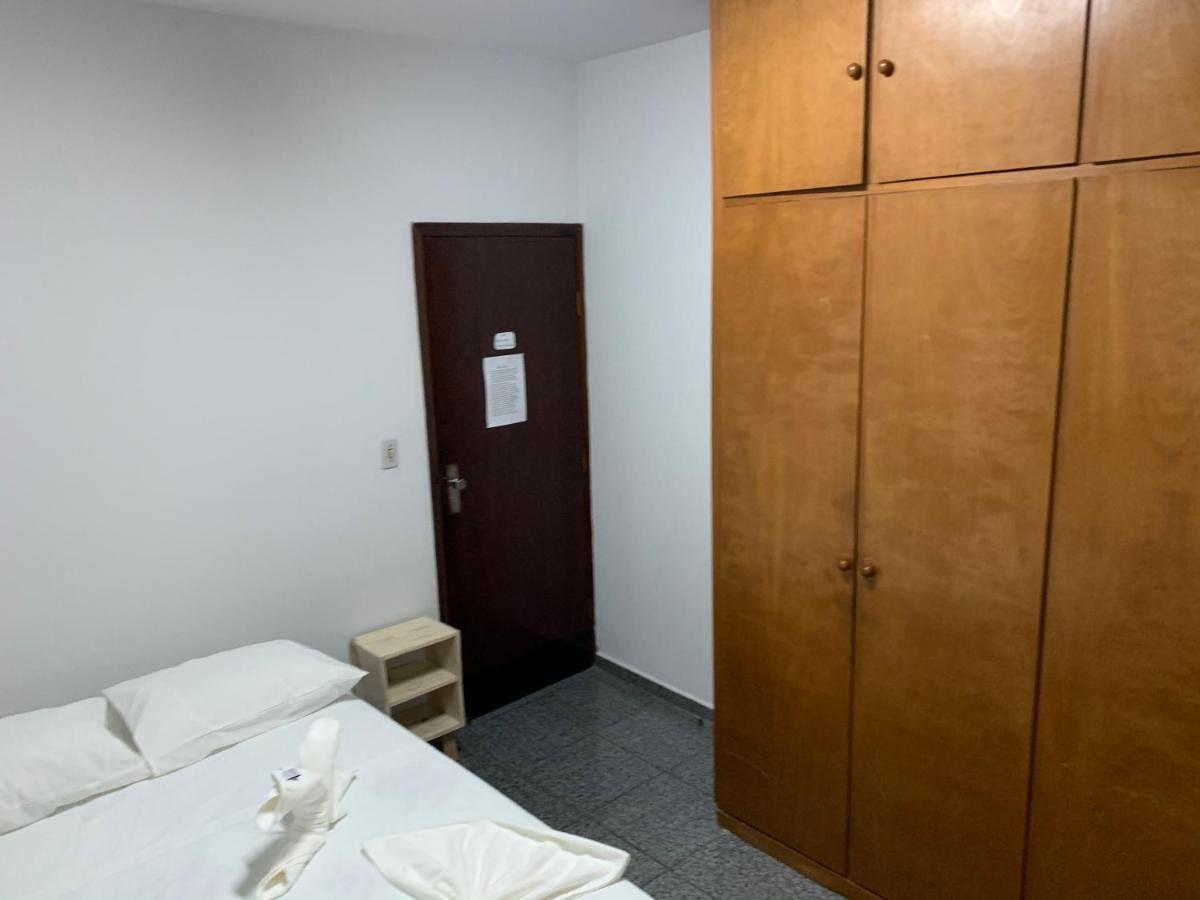H One Hostel Goiânia Exterior foto